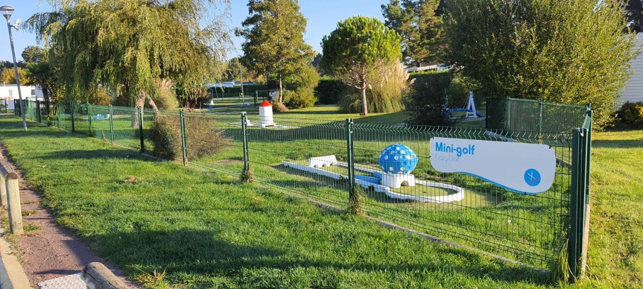 Mobilhome 2Ch Climatise-Terrasse Fermee-4 Velos-Camping 4 Etoiles Les Charmettes Ле-Мат Екстер'єр фото