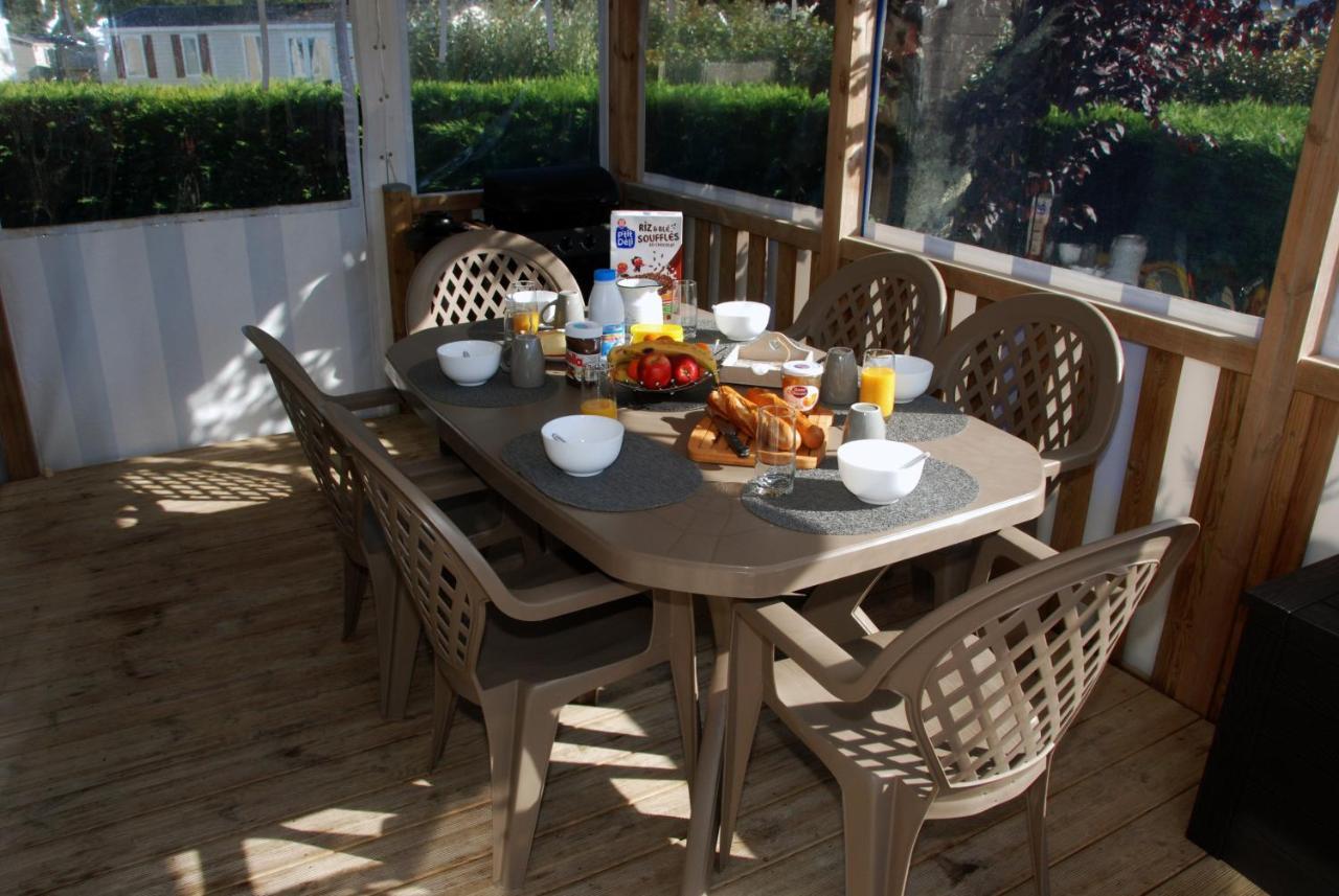 Mobilhome 2Ch Climatise-Terrasse Fermee-4 Velos-Camping 4 Etoiles Les Charmettes Ле-Мат Екстер'єр фото